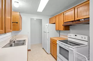 14977 SE Grant Ct, Portland, OR 97233 - Photo 5