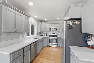 2925 Doaks Ferry Rd NW, Salem, OR 97304 - Photo 17