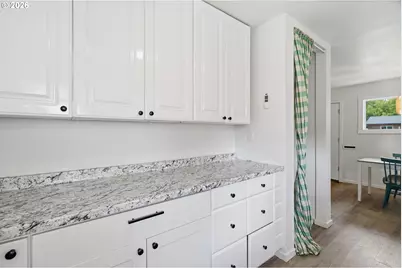 9424 N Fairhaven Ave, Portland, OR 97203 - Photo 11