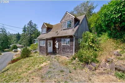 1676 SE 2nd St, Astoria, OR 97103 - Photo 39