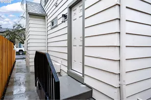 5721 N Willis Blvd, Portland, OR 97203 - Photo 37