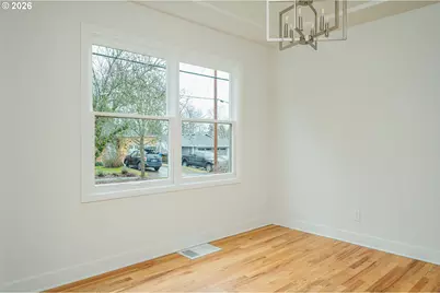 5721 N Willis Blvd, Portland, OR 97203 - Photo 11