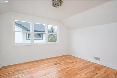 5721 N Willis Blvd, Portland, OR 97203 - Photo 25