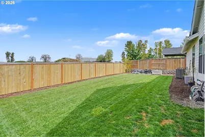 835 Reagan St, Mount Angel, OR 97362 - Photo 45