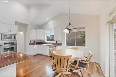 2697 Islander Ave NW, Salem, OR 97304 - Photo 11