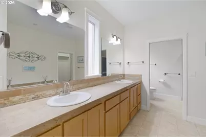 2697 Islander Ave NW, Salem, OR 97304 - Photo 23