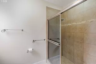 2697 Islander Ave NW, Salem, OR 97304 - Photo 27