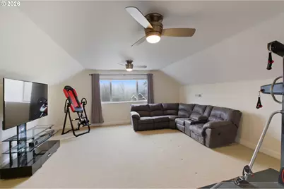 2697 Islander Ave NW, Salem, OR 97304 - Photo 43