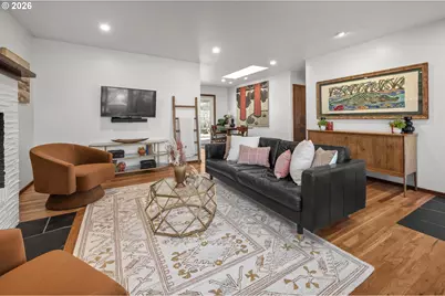 13562 SW 63rd Pl, Portland, OR 97219 - Photo 9