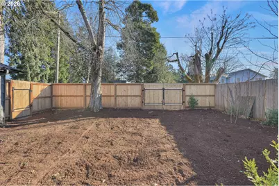 249 NE 191st Ave, Portland, OR 97230 - Photo 23