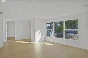 249 NE 191st Ave, Portland, OR 97230 - Photo 15