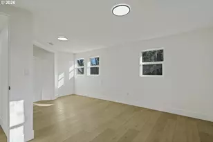 249 NE 191st Ave, Portland, OR 97230 - Photo 17