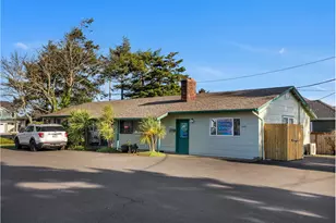 1010 3rd Ave, Seaside, OR 97138 - Photo 1