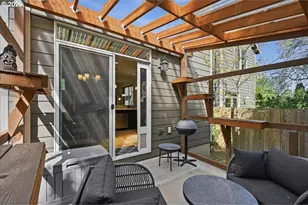 9028 N Drummond Ave, Portland, OR 97217 - Photo 25