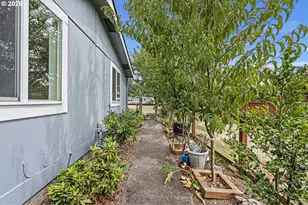 85665 Manchester Ln, Eugene, OR 97405 - Photo 29