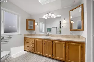 85665 Manchester Ln, Eugene, OR 97405 - Photo 17