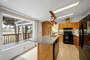 85665 Manchester Ln, Eugene, OR 97405 - Photo 9