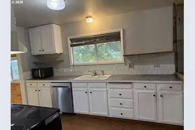 515 Baltimore St, Elgin, OR 97827 - Photo 9
