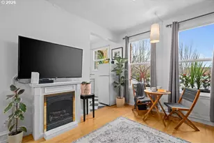 1631 NW Everett St, Portland, OR 97209 - Photo 7