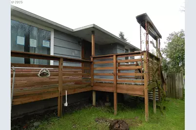 610 Tualatin St, Saint Helens, OR 97051 - Photo 3