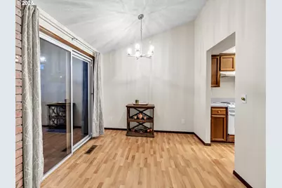 1977 Maplewood Ct, Salem, OR 97306 - Photo 9