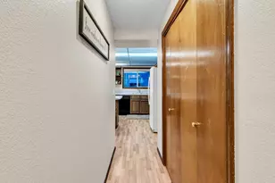 1977 Maplewood Ct, Salem, OR 97306 - Photo 3