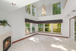 534 NE South Shore Rd, Portland, OR 97211 - Photo 9