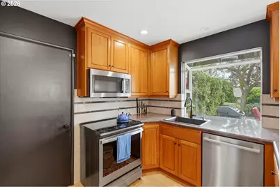 11700 SW Foothill Dr, Portland, OR 97225 - Photo 11