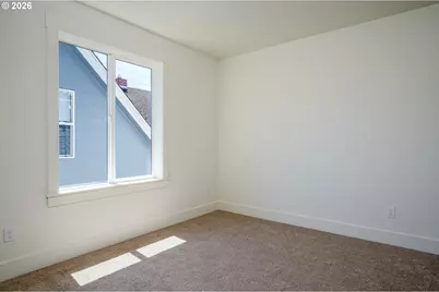 87 NE 78th Ave, Portland, OR 97213 - Photo 17