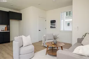 87 NE 78th Ave, Portland, OR 97213 - Photo 9