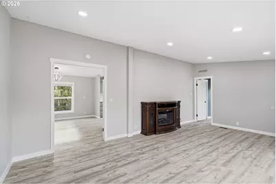 4617 SE 133rd Dr #92, Portland, OR 97236 - Photo 9