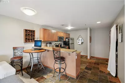 720 NW Naito Pkwy #D24, Portland, OR 97209 - Photo 9
