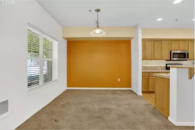 10805 NE Red Wing Way #101, Hillsboro, OR 97006 - Photo 19