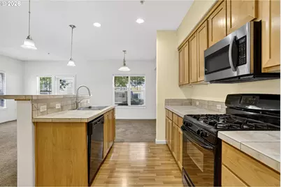 10805 NE Red Wing Way #101, Hillsboro, OR 97006 - Photo 27