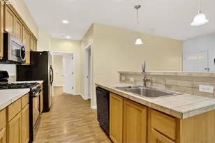 10805 NE Red Wing Way, Hillsboro, OR 97006 - Photo 17
