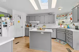32225 Bush Garden Dr, Harrisburg, OR 97446 - Photo 5