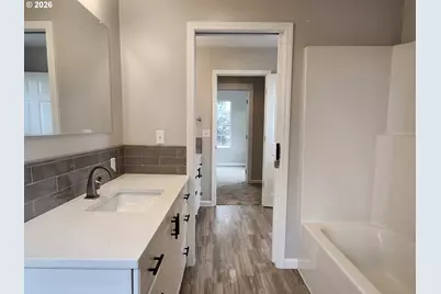 835 S Wynooski St, Newberg, OR 97132 - Photo 25