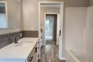 835 S Wynooski St, Newberg, OR 97132 - Photo 25