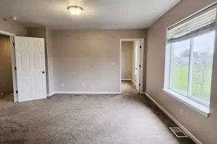 835 S Wynooski St, Newberg, OR 97132 - Photo 23