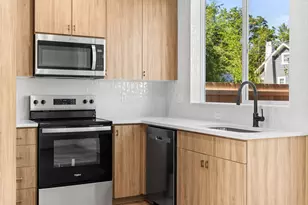 3276 SE 115th Ave, Portland, OR 97266 - Photo 5