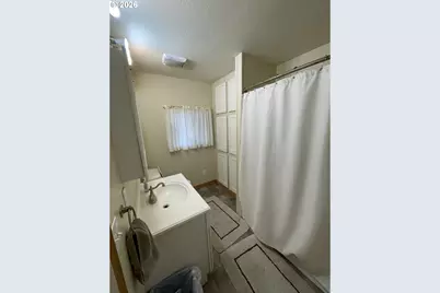 260 W Center St, Heppner, OR 97836 - Photo 3