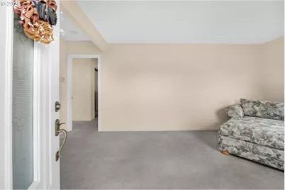 97 Dresden St, Astoria, OR 97103 - Photo 5