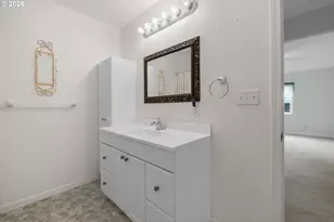 97 Dresden St, Astoria, OR 97103 - Photo 19