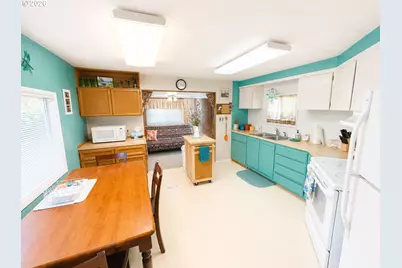 16123 Kings Way, Brookings, OR 97415 - Photo 9