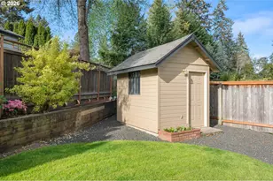 2436 Greiner St, Eugene, OR 97405 - Photo 39