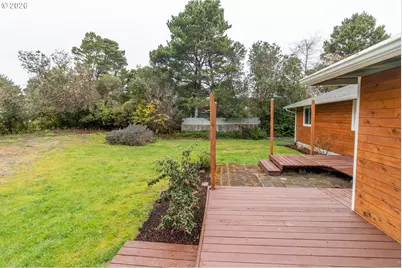 4726 Sea Breeze Ln, Florence, OR 97439 - Photo 35