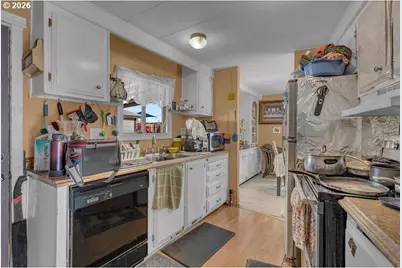 540 SW Georgetown Way, Beaverton, OR 97006 - Photo 15