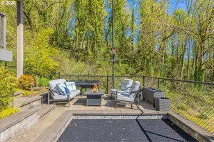 6643 NW Meridian Ridge Dr, Portland, OR 97210 - Photo 43