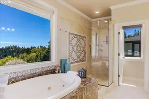 6643 NW Meridian Ridge Dr, Portland, OR 97210 - Photo 17