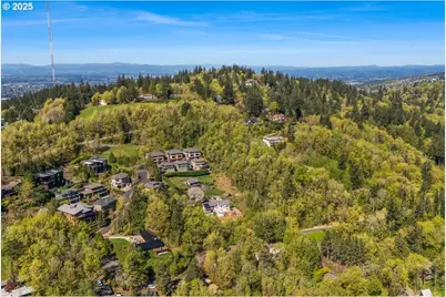 6643 NW Meridian Ridge Dr, Portland, OR 97210 - Photo 31